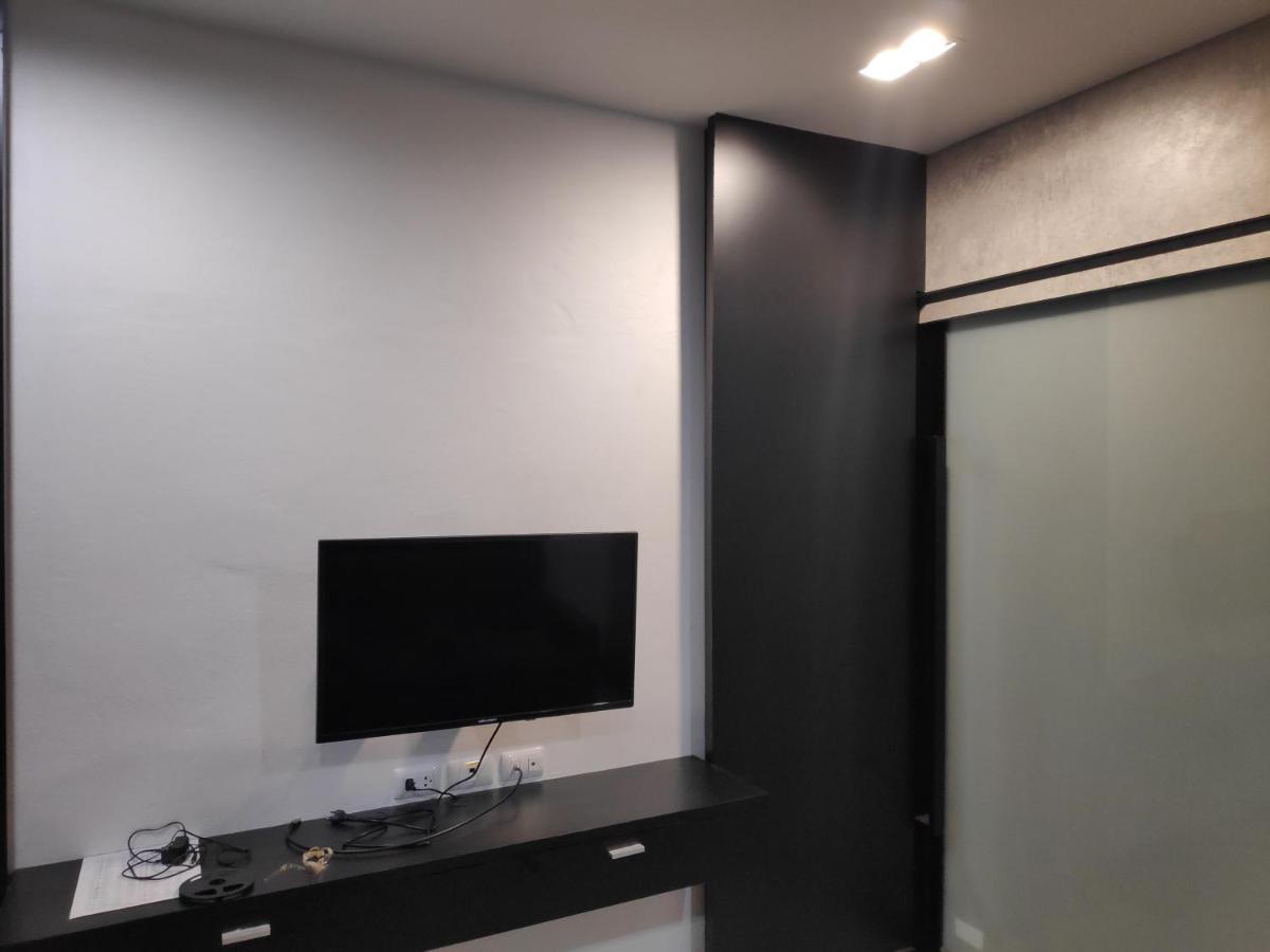 Mini-hôtel Ratch66 Huai Khwang Mrt 3*