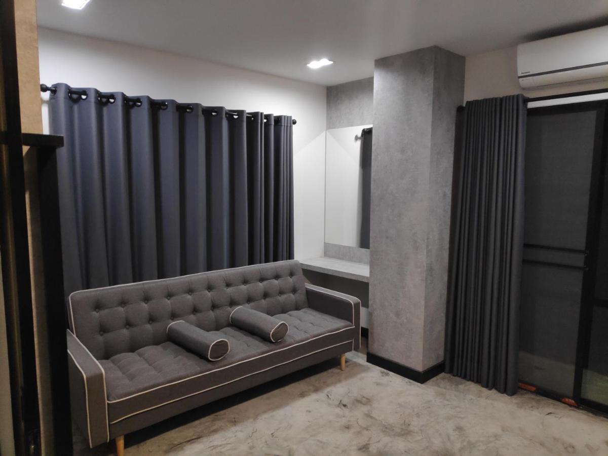 Mini-hôtel Ratch66 Huai Khwang Mrt
