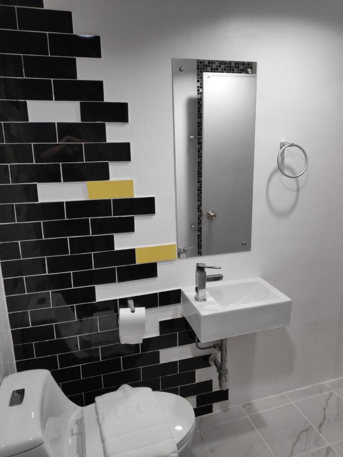 Mini-hôtel Ratch66 Huai Khwang Mrt